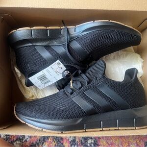 NWT NIB Adidas Swift 1.0 size 8.5